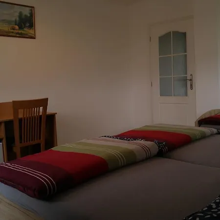 Restaurace U švábků Affittacamere 3*